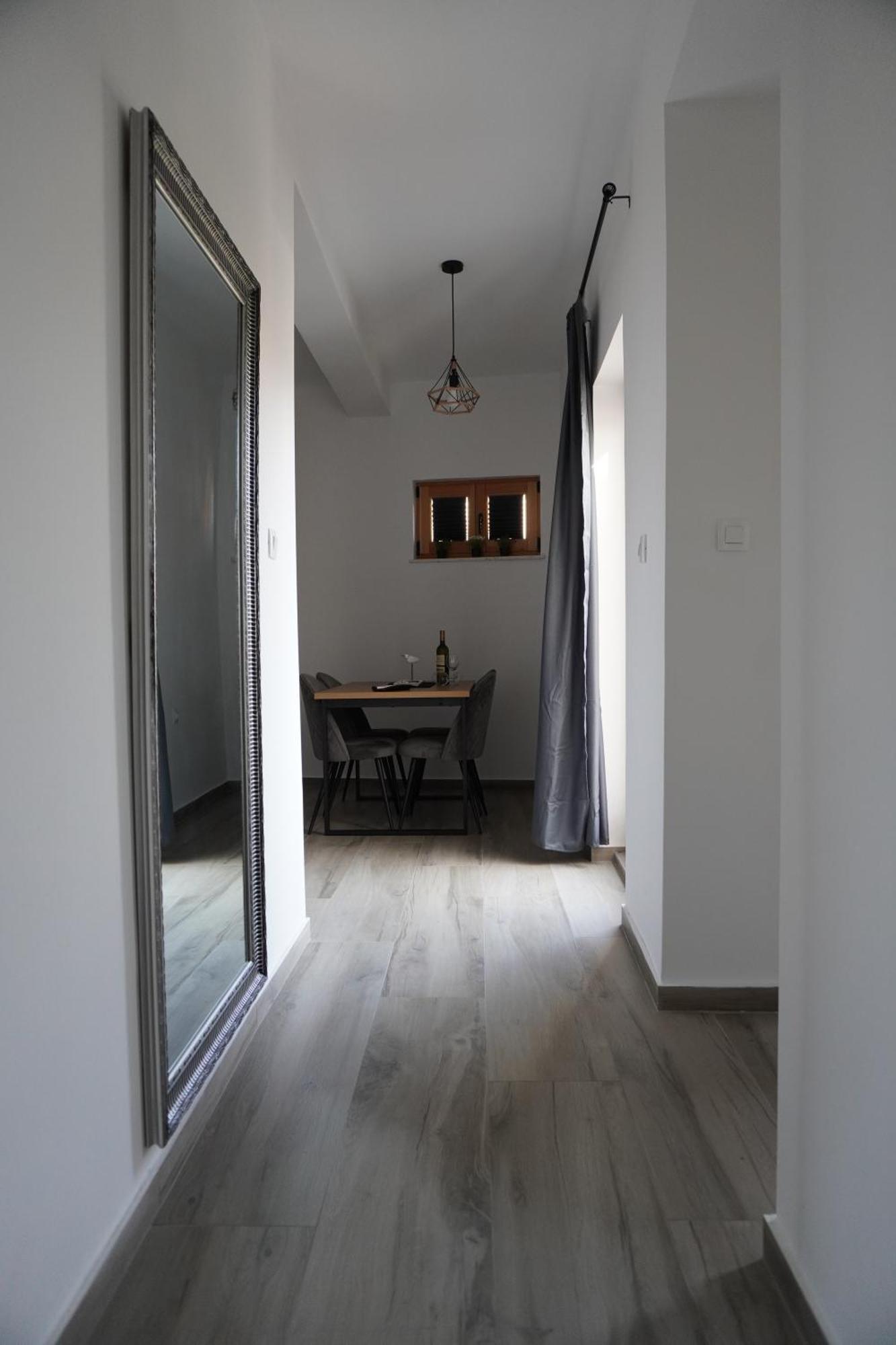 שיבניק Fjaka Apartments & Rooms מראה חיצוני תמונה